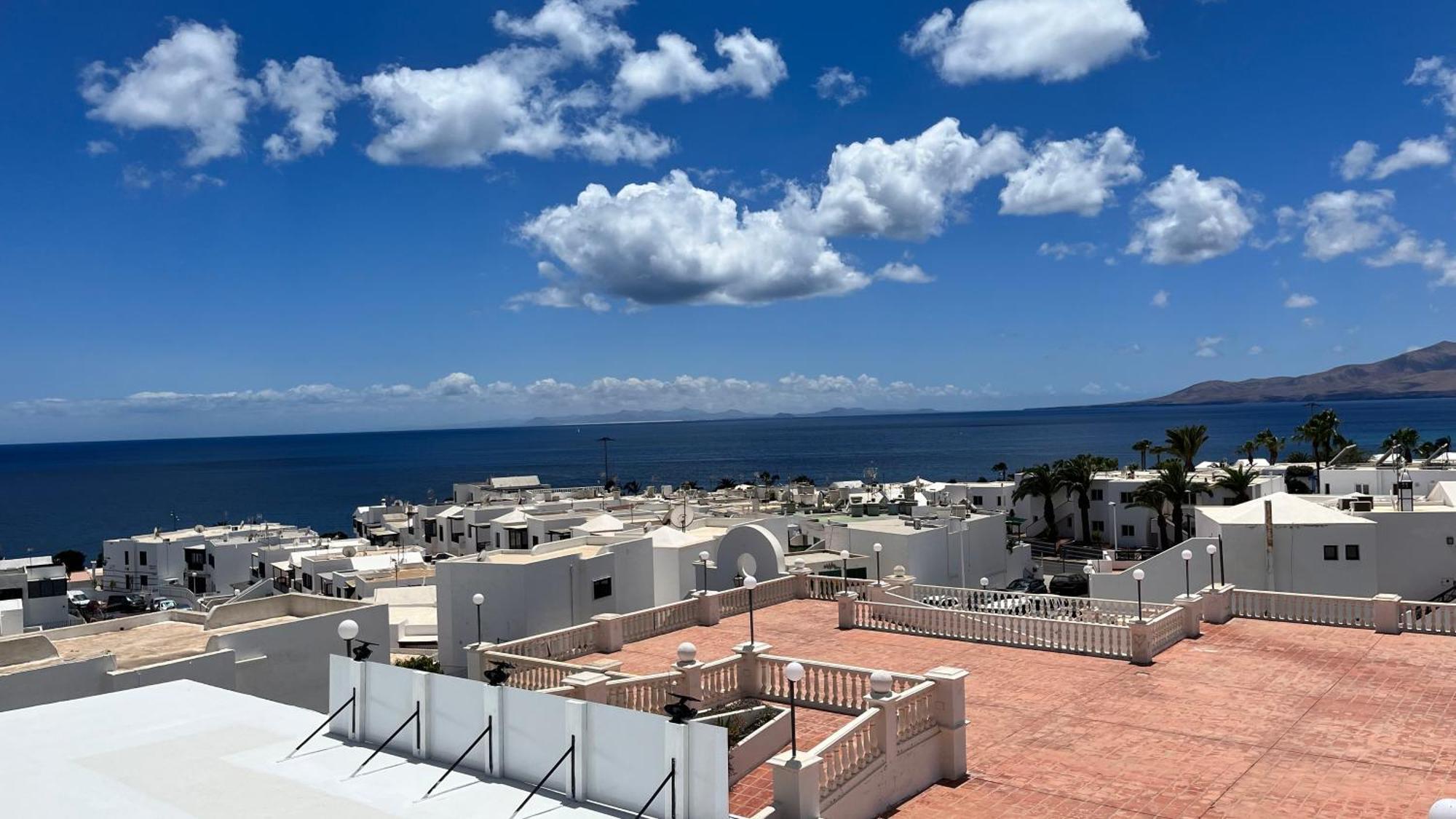 Atlantico Plaza Apartments プエルト・デル・カルメン エクステリア 写真